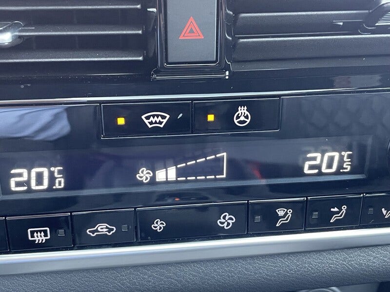 Nissan Qashqai (17)