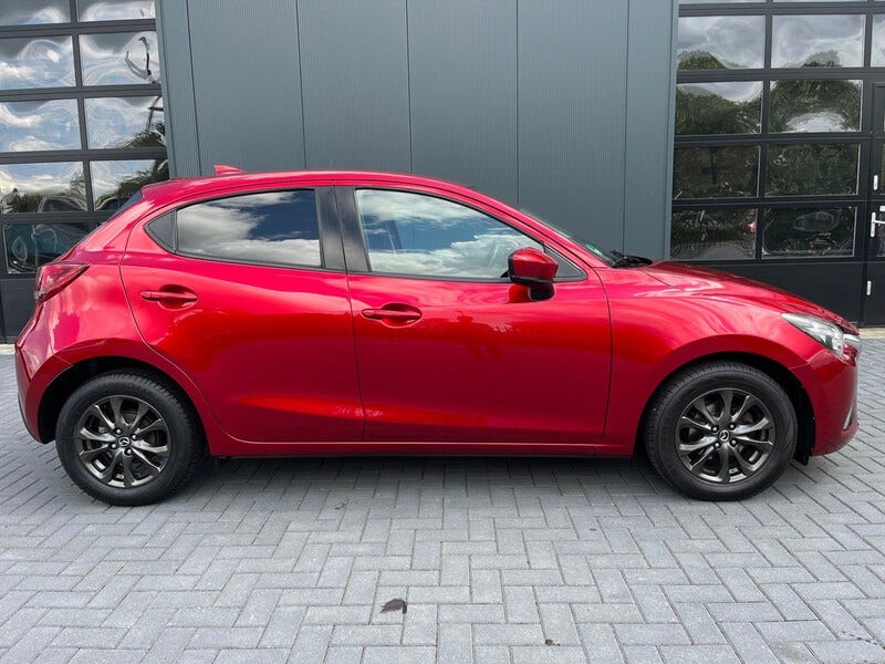 Mazda 2 (8)