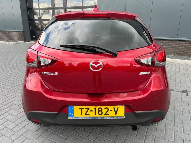 Mazda 2 (18)