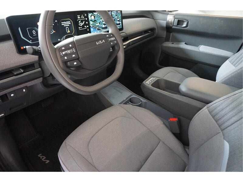 Kia EV3 (21)