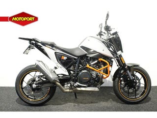 KTM 690
