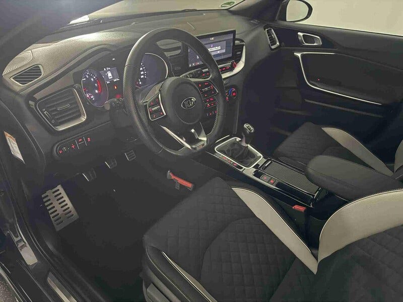 Kia Ceed (3)