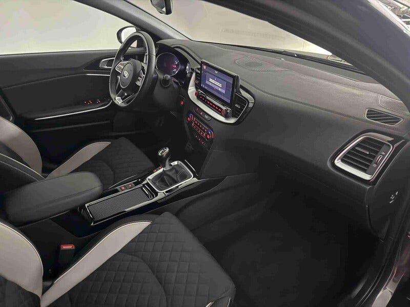Kia Ceed (17)