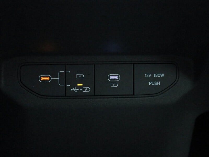 Kia EV3 (19)