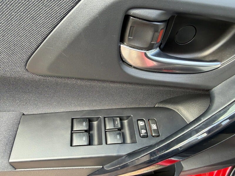 Toyota Auris (11)