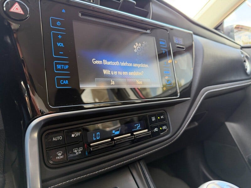 Toyota Auris (15)