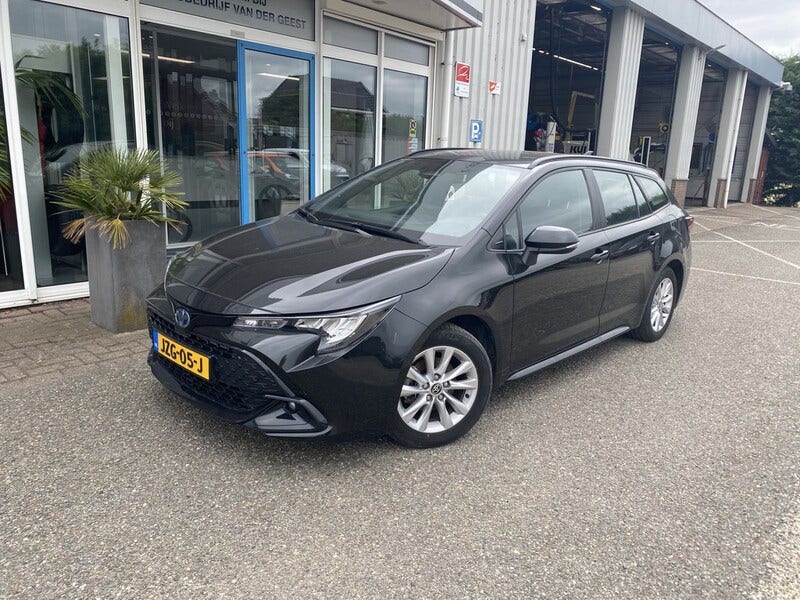 Toyota Corolla Sports (2)