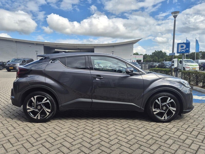 Toyota C-HR (9)