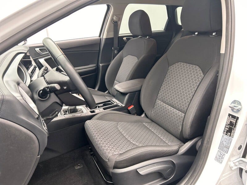 Kia Ceed Sportswagon (12)
