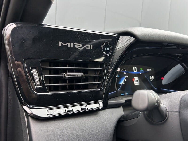 Toyota Mirai (15)