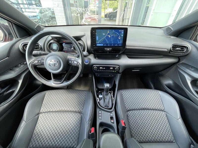 Toyota Yaris (5)