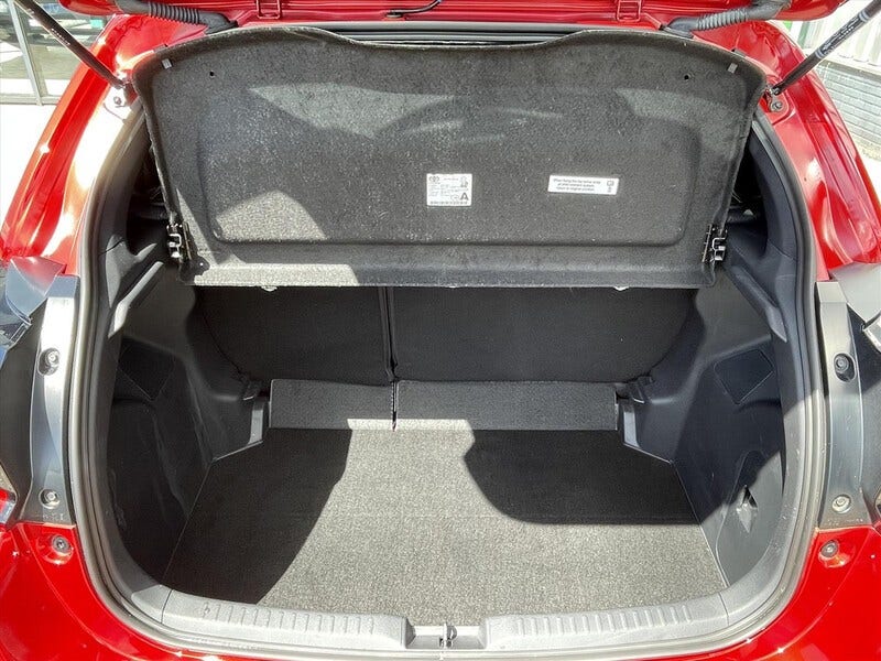 Toyota Yaris (12)