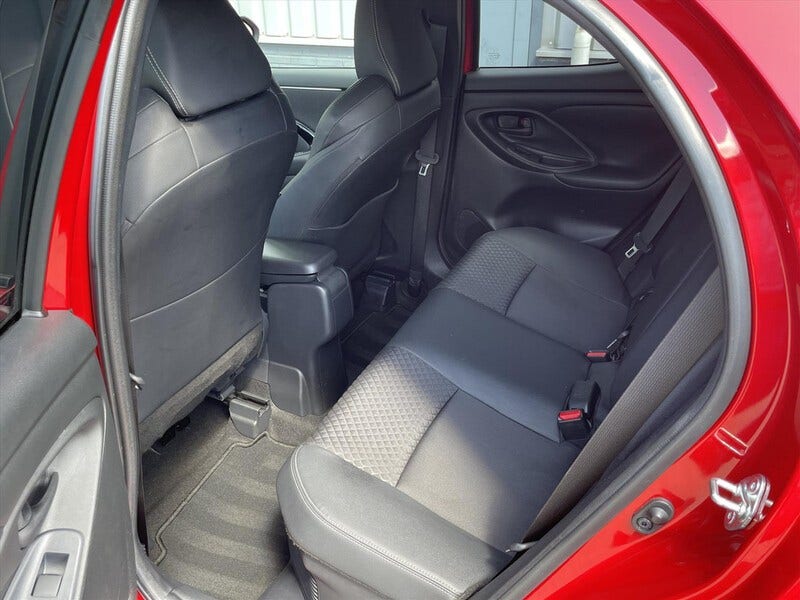 Toyota Yaris (15)