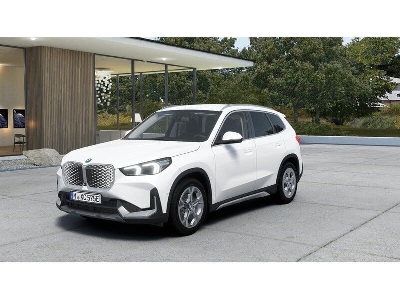 BMW iX1