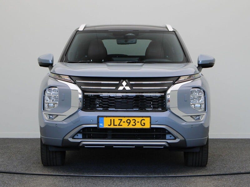Mitsubishi Outlander (5)