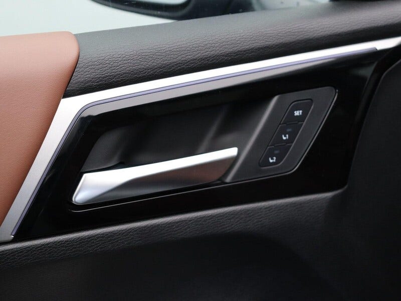 Mitsubishi Outlander (18)