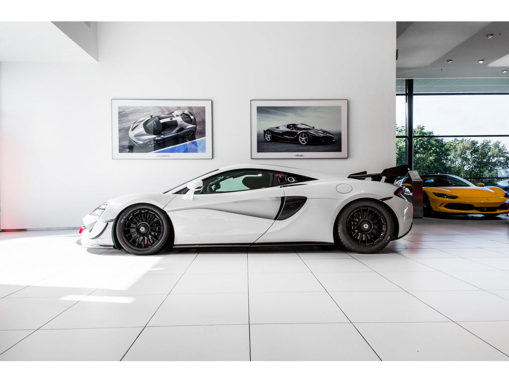 McLaren 570S