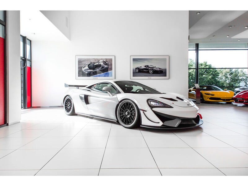 McLaren 570S
