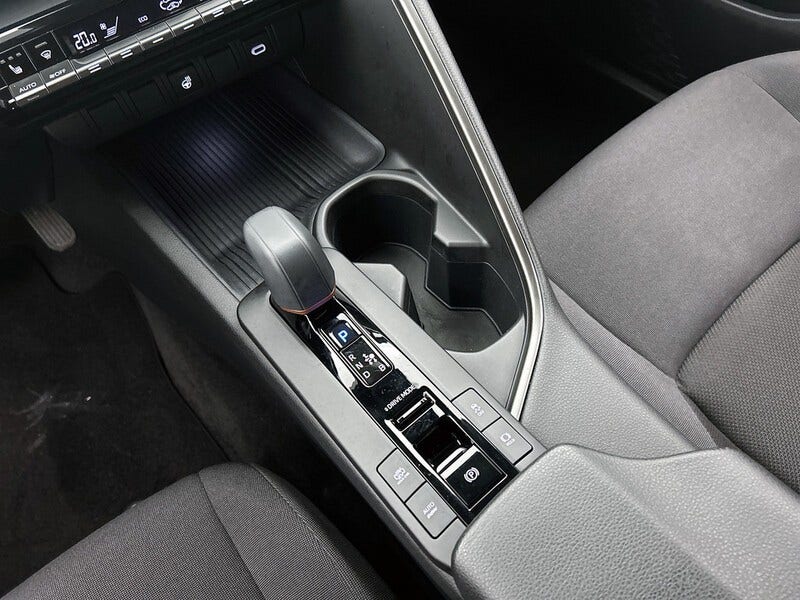Toyota C-HR (11)
