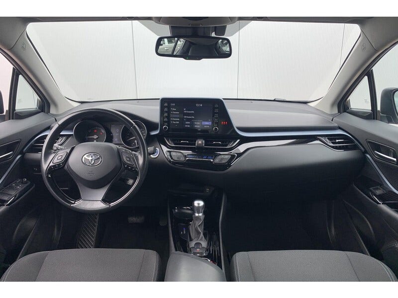 Toyota C-HR (9)