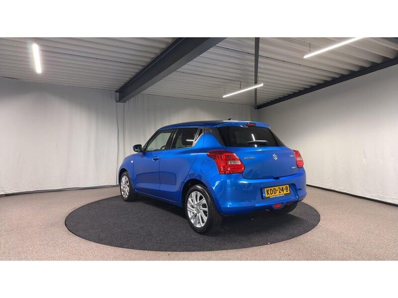 Suzuki Swift (2)