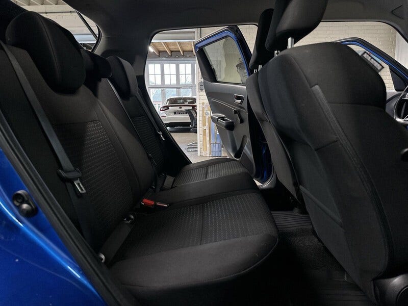 Suzuki Swift (11)