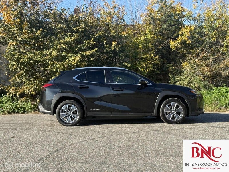 Lexus UX (5)