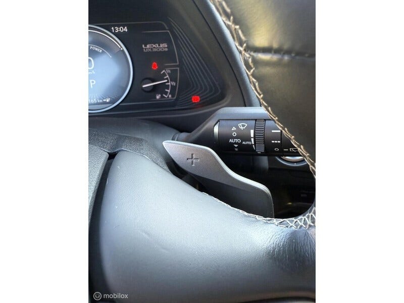 Lexus UX (16)