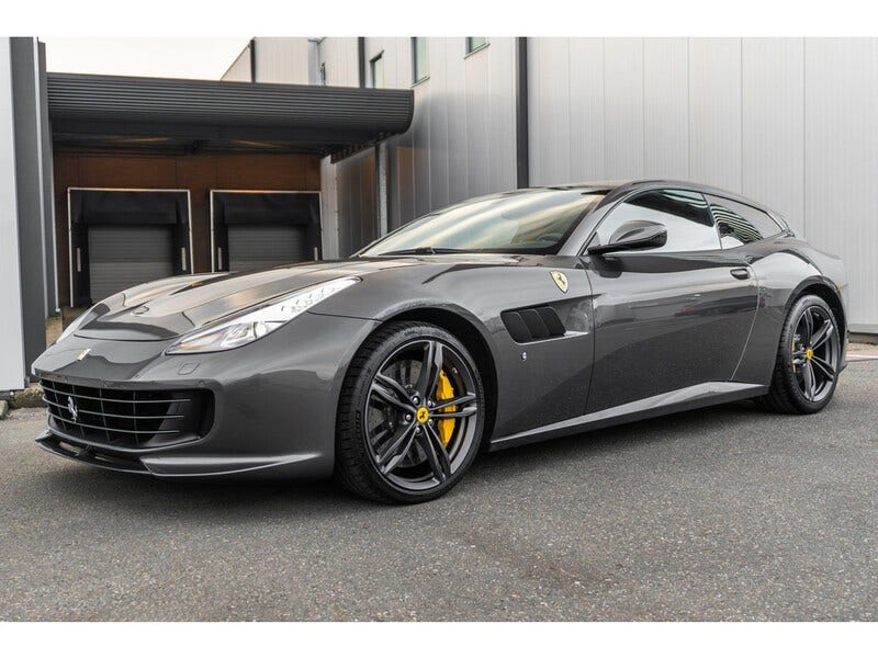 Ferrari GTC4Lusso