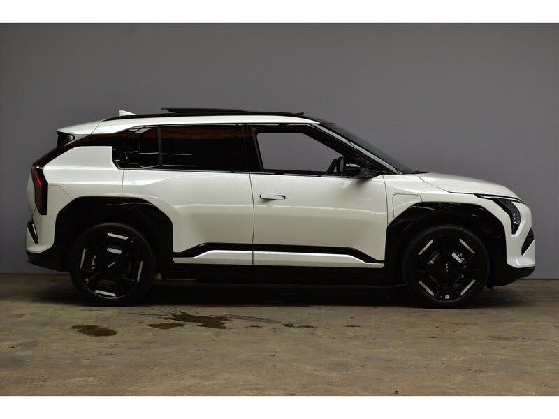 Kia EV3 (2)
