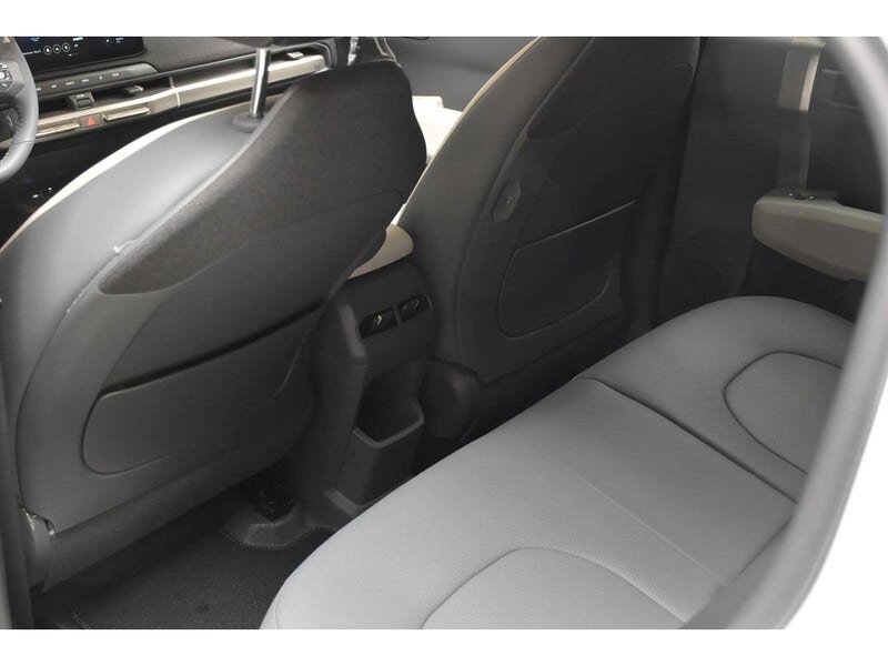 Kia EV3 (16)