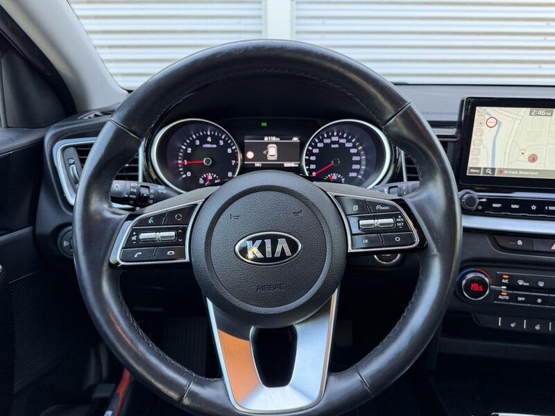 Kia XCeed (12)