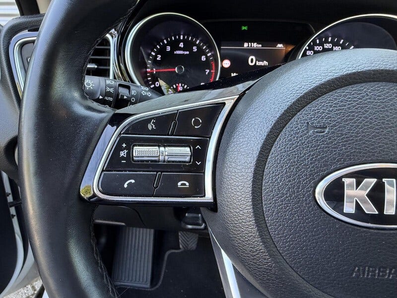 Kia XCeed (16)