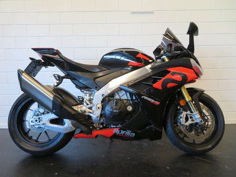 Aprilia RSV4