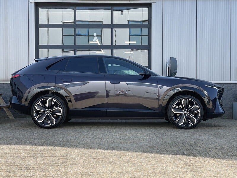 Mazda CX (8)