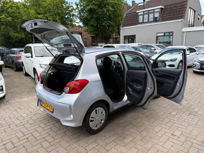 Mitsubishi Space Star (20)