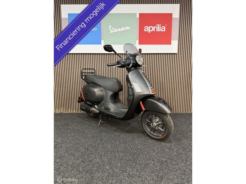Vespa GTS