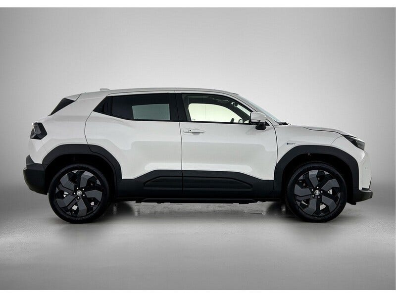 Toyota Urban Cruiser (13)