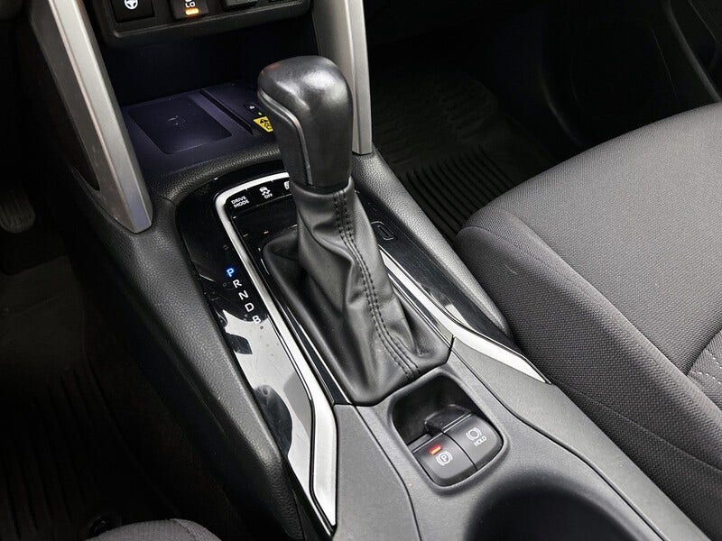 Toyota Corolla Cross (10)
