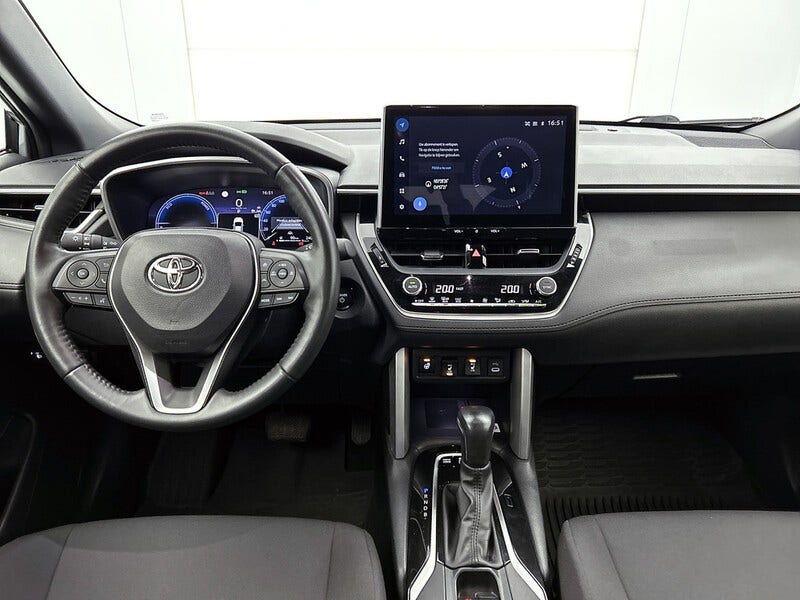 Toyota Corolla Cross (16)