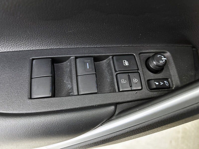 Toyota Corolla Cross (23)