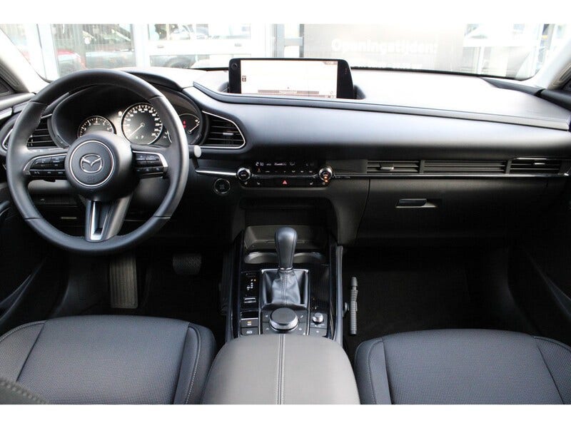 Mazda CX-30 (7)