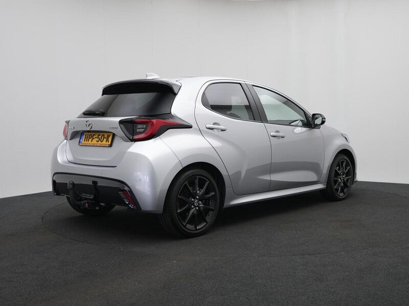 Mazda 2 Hybrid (5)