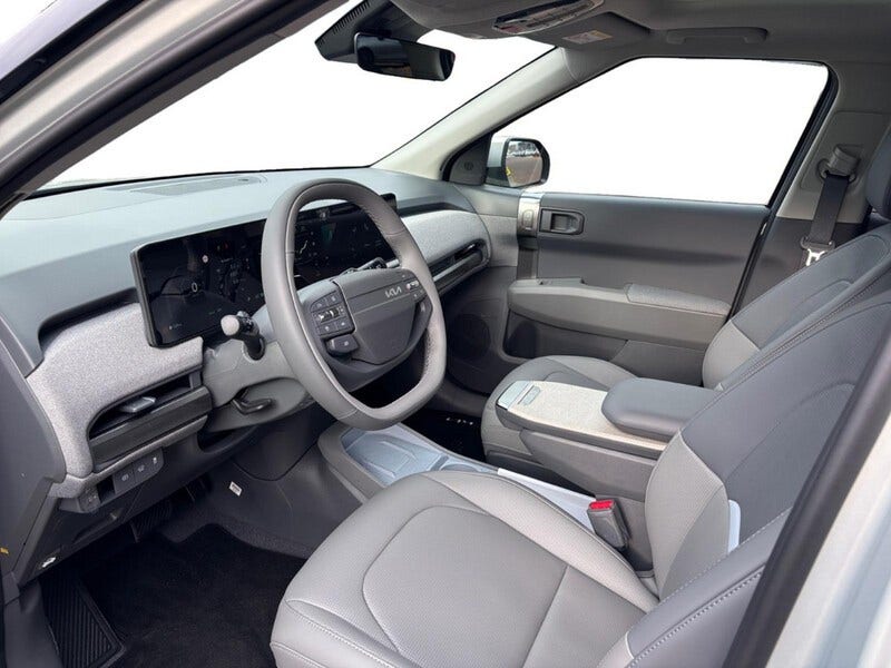 Kia EV3 (12)