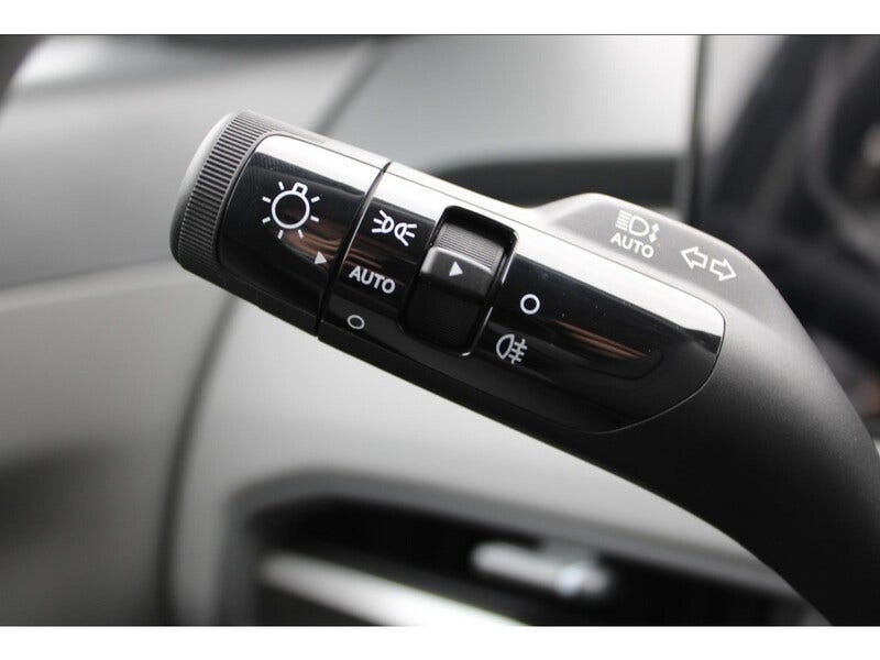 Kia EV3 (12)
