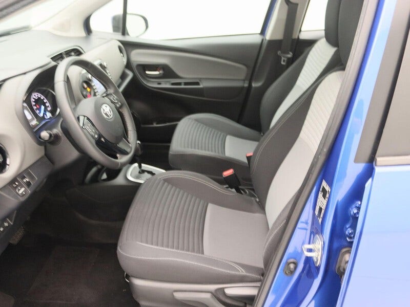Toyota Yaris (11)