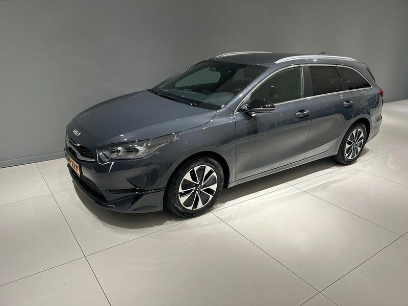 Kia Ceed Sportswagon (4)