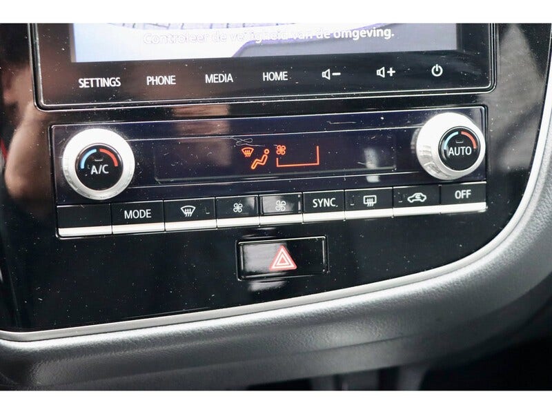 Mitsubishi Outlander (19)
