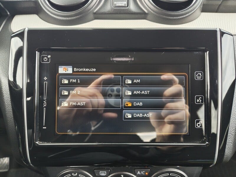 Suzuki Swift (15)