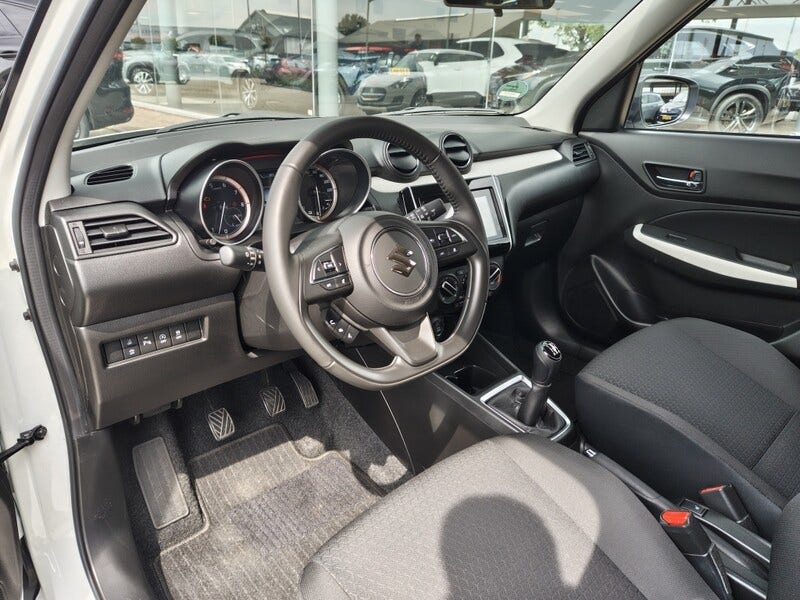 Suzuki Swift (24)